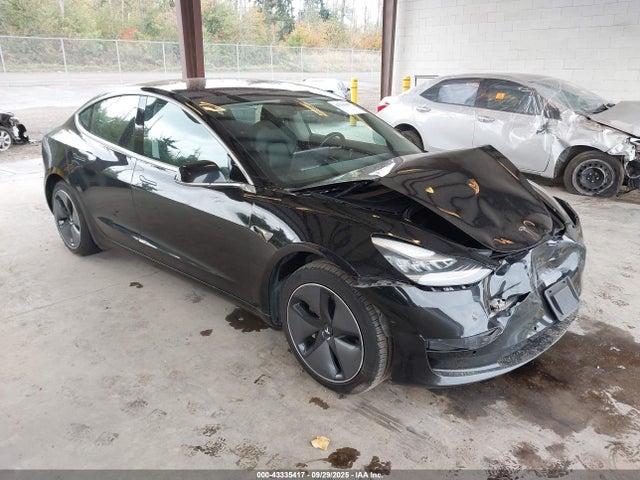 2018 TESLA MODEL 3 5YJ3E1EA0JF077072 Photo 0