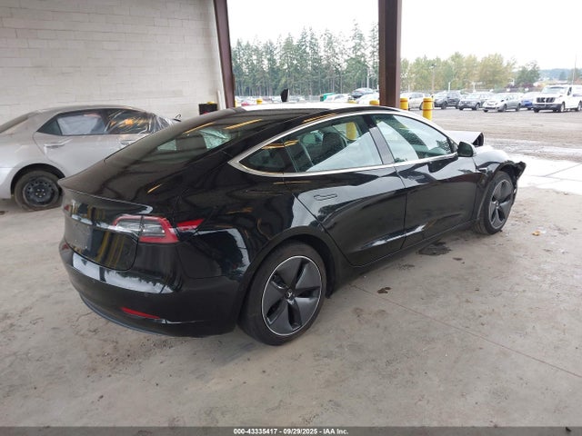 2018 TESLA MODEL 3 5YJ3E1EA0JF077072 Photo 3