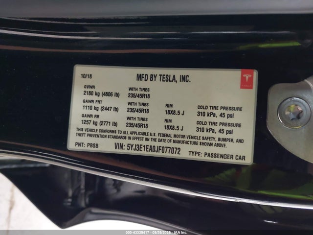 2018 TESLA MODEL 3 5YJ3E1EA0JF077072 Photo 8