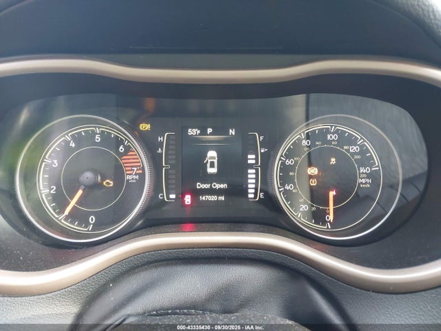 1C4PJMAB0HW555915 Jeep Cherokee Sport 4x4