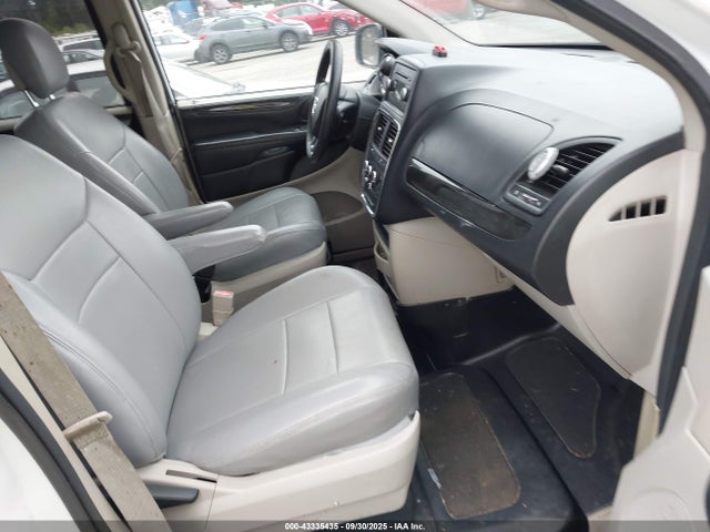 2C7WDGBG6ER432335 Dodge 2014