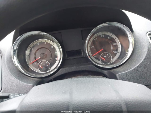 2C7WDGBG6ER432335 Dodge 2014