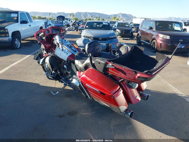 2016 HARLEY-DAVIDSON FLTRUSE 1HD1TAN12GB964907 Photo 2