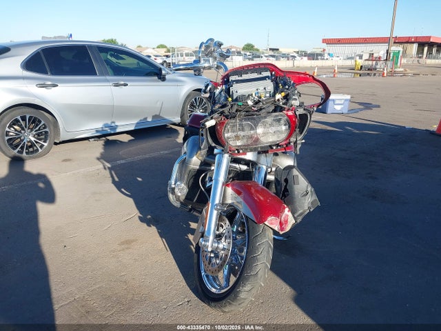 2016 HARLEY-DAVIDSON FLTRUSE 1HD1TAN12GB964907 Photo 4