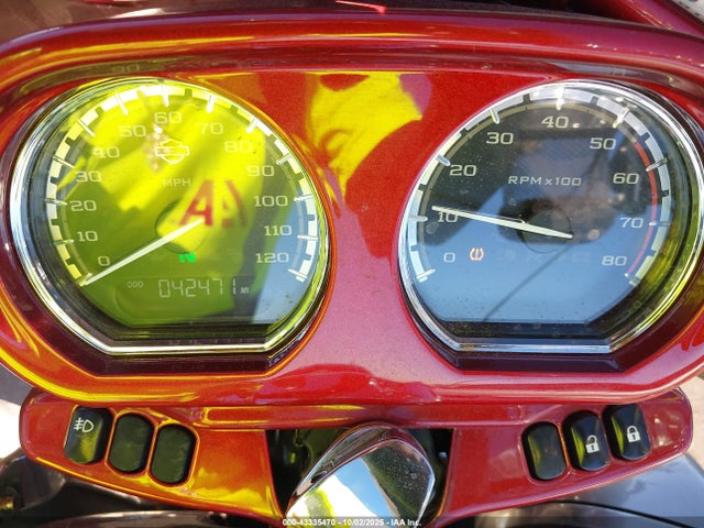 2016 HARLEY-DAVIDSON FLTRUSE 1HD1TAN12GB964907 Photo 6