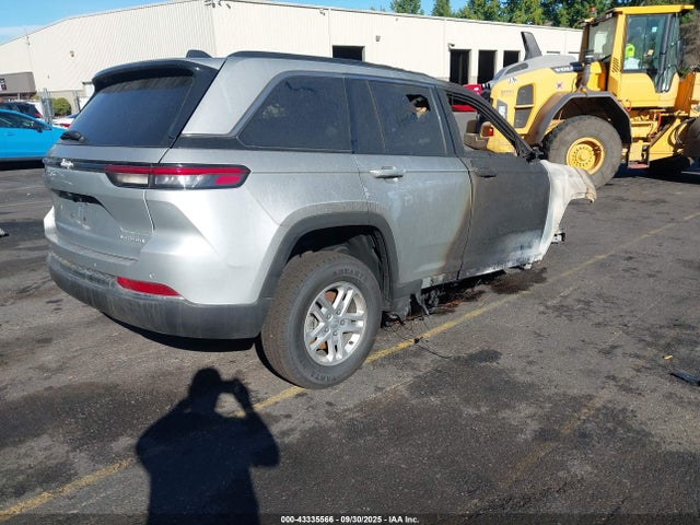 1C4RJHAG8RC194304 Jeep Grand Cherokee Laredo 4x4