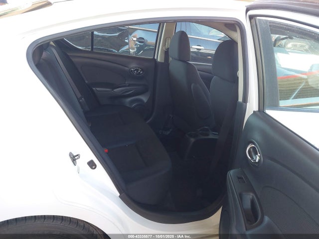 2013 Nissan Versa 1.6 Sv მანქანა იყიდება აუქციონზე, vin: 3N1CN7AP8DL860808, აუქციონის ნომერი: 43335577