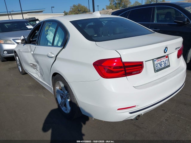 BMW 2018 2018 WBA8E5C5XJA507439 Image 3