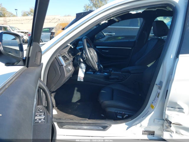 BMW 2018 2018 WBA8E5C5XJA507439 Image 5