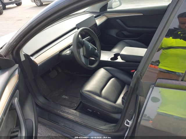 5YJ3E1EA1PF613424 Tesla Model 3 Rear-wheel Drive