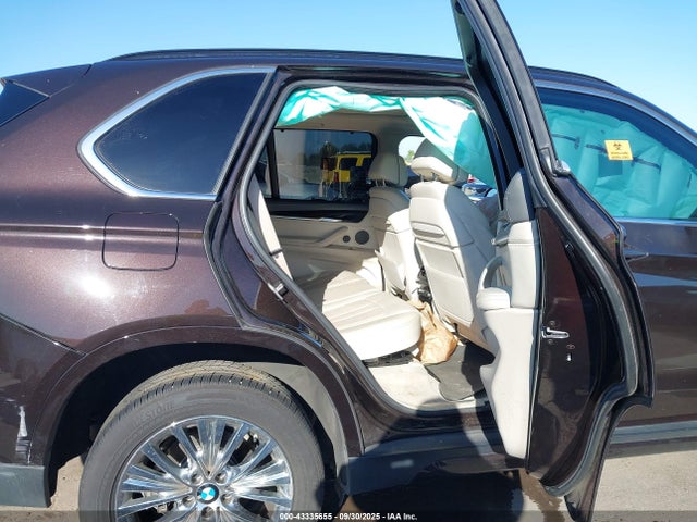 BMW X5 2016 5UXKR2C55G0R71733 Image 8