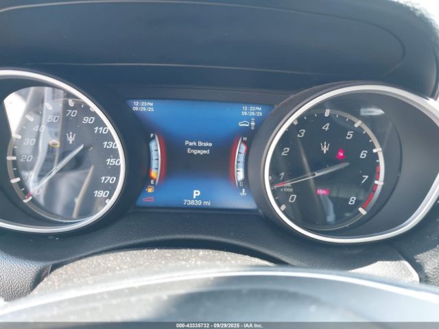 2018 MASERATI LEVANTE ZN661XUA0JX293666 Photo 6