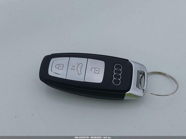 2024 AUDI Q4 E-TRON WA1M2BFZ3RP029410 Photo 10