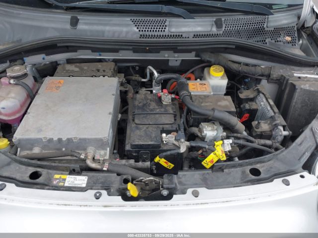 2013 FIAT 500E 3C3CFFGE5DT744738 Photo 9