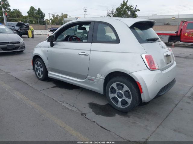 2013 FIAT 500E 3C3CFFGE5DT744738 Photo 2