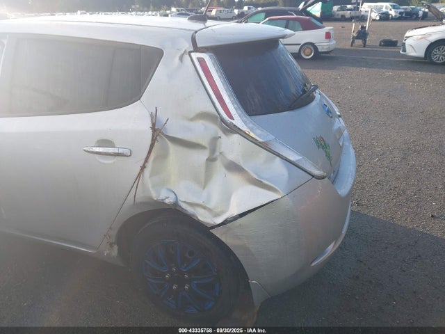 Nissan Leaf 2015 1N4AZ0CP2FC316404 Image 16