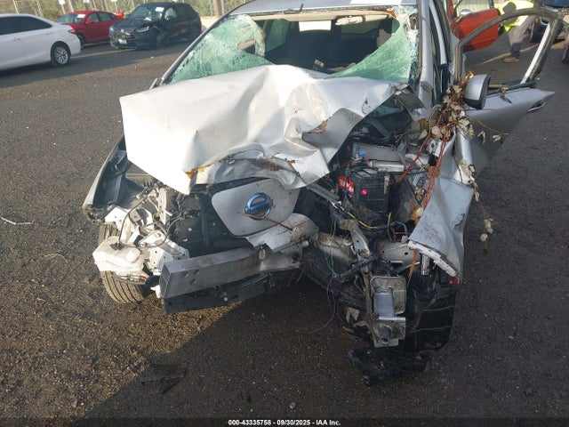 Nissan Leaf 2015 1N4AZ0CP2FC316404 Image 6