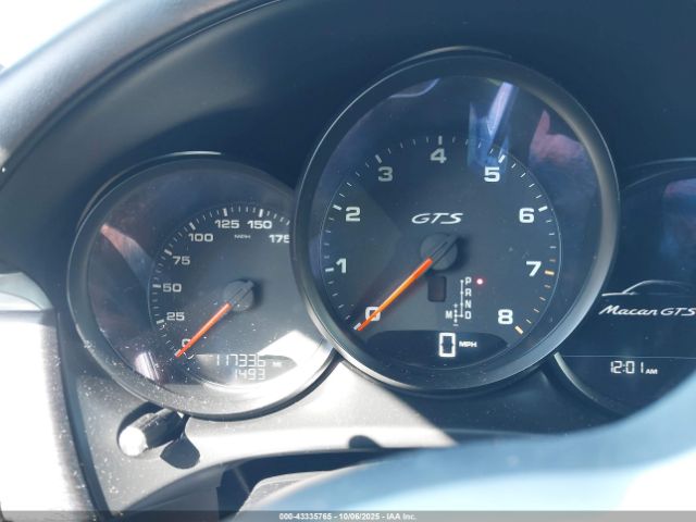 2018 PORSCHE MACAN WP1AG2A57JLB61143 Photo 6