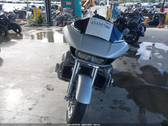 2016 HARLEY-DAVIDSON FLTRUSE 1HD1TAN16GB953554 Photo 4