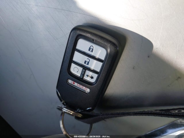 Honda l15b7 2017 2HGFC1F32HH645024 Image 11