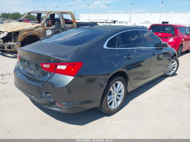 2017 CHEVROLET MALIBU 1G1ZE5ST4HF144617 Photo 3