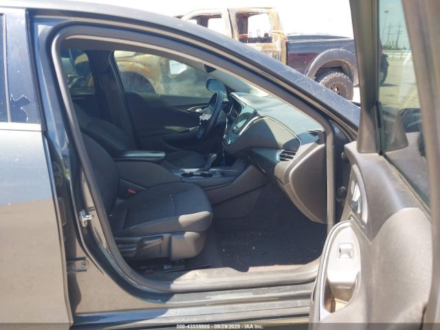 2017 CHEVROLET MALIBU 1G1ZE5ST4HF144617 Photo 4