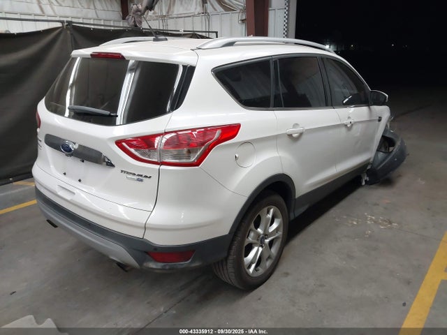 Ford Escape Titanium 2015 1FMCU9J98FUA24577 Image 4