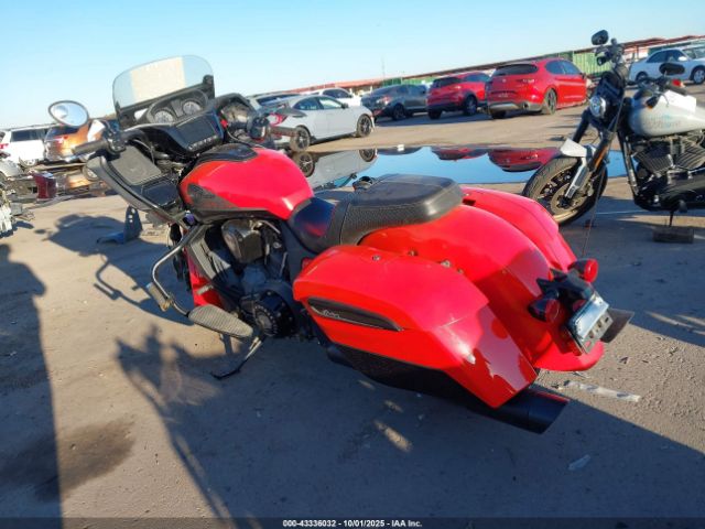2023 INDIAN MOTORCYCLE CO. CHALLENGER 56KLCCRR0P3415863 Photo 2