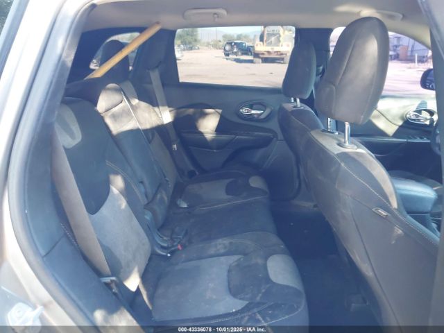 2016 JEEP CHEROKEE 1C4PJLAB5GW273293 Photo 7