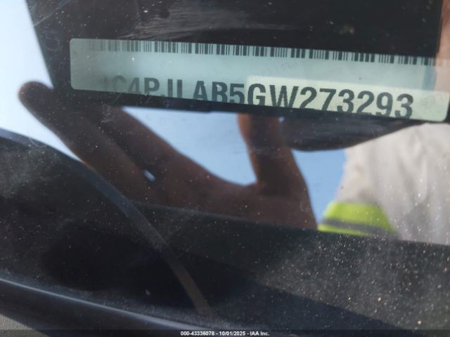 2016 JEEP CHEROKEE 1C4PJLAB5GW273293 Photo 8