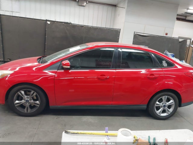 Ford Focus 2014 1FADP3F28EL321593 Image 13
