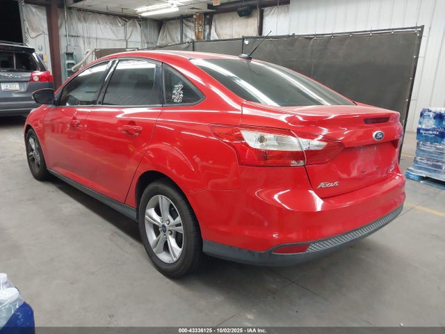 Ford Focus 2014 1FADP3F28EL321593 Image 3