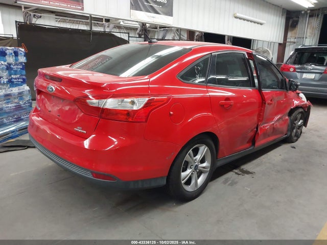 Ford Focus 2014 1FADP3F28EL321593 Image 4