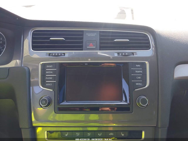 WVWPP7AU2FW902790 Volkswagen 2015