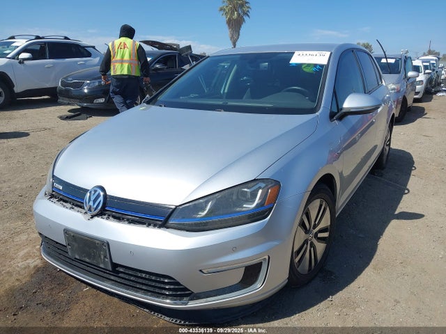 WVWPP7AU2FW902790 Volkswagen 2015