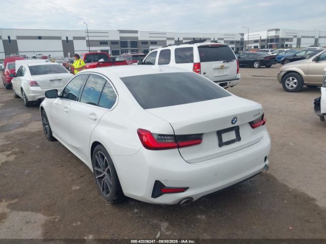 2019 BMW 330I 3MW5R1J54K8A04375 Photo 2