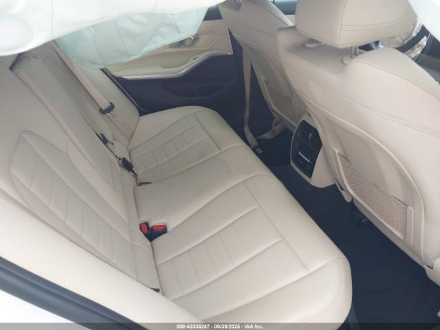 2019 BMW 330I 3MW5R1J54K8A04375 Photo 7