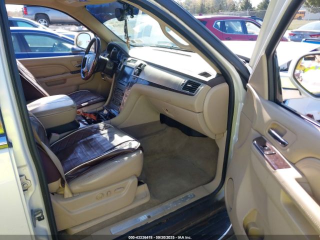 2010 CADILLAC ESCALADE 1GYUKBEF2AR291242 Photo 4
