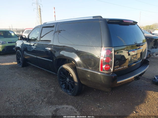 Продажа на аукционе авто 2012 Gmc Yukon Xl 1500 Denali, vin: 1GKS1MEF0CR311801, номер лота: 43336455