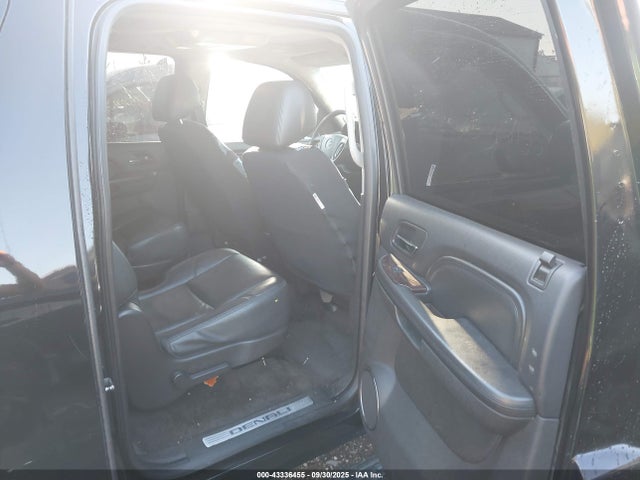 Продажа на аукционе авто 2012 Gmc Yukon Xl 1500 Denali, vin: 1GKS1MEF0CR311801, номер лота: 43336455