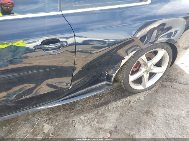 2010 AUDI S5 WAUVVAFR2AA046179 Photo 5