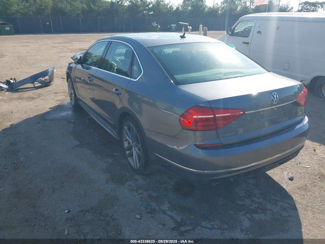2016 Volkswagen Passat 1.8t R-line მანქანა იყიდება აუქციონზე, vin: 1VWAT7A3XGC033168, აუქციონის ნომერი: 43336525