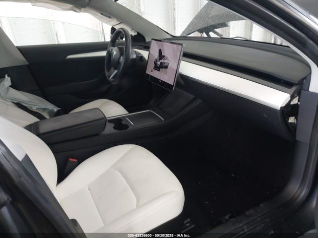 2023 TESLA MODEL 3 5YJ3E1EA7PF696955 Photo 4