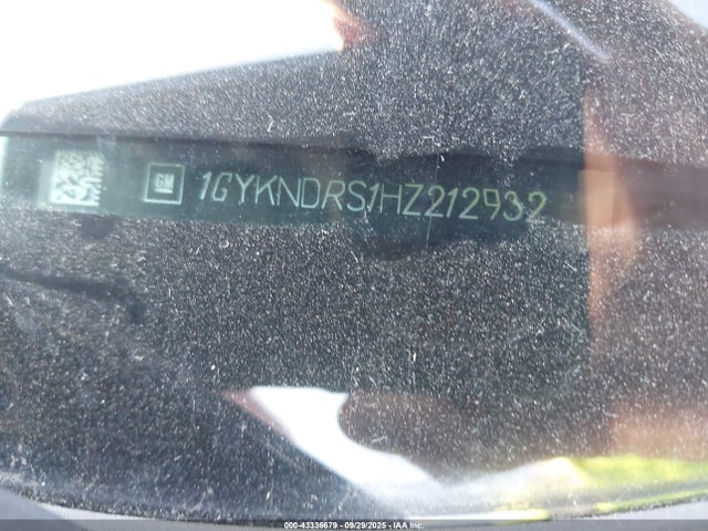 2017 CADILLAC XT5 1GYKNDRS1HZ212932 Photo 8