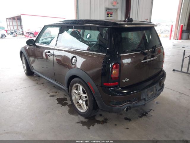 2008 MINI COOPER S CLUBMAN WMWMM33538TP71235 Photo 2