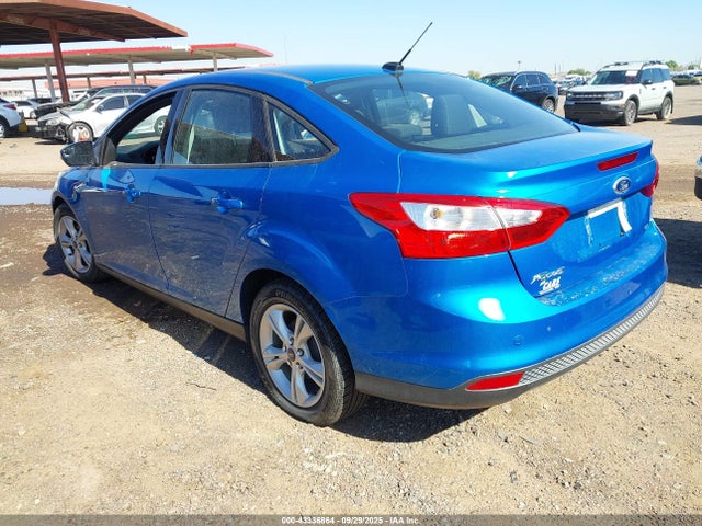 Ford 2014 2014 1FADP3F26EL446253 Image 3