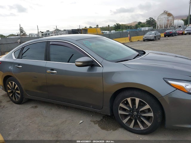 Nissan 2018 2018 1N4AL3AP1JC164386 Image 13