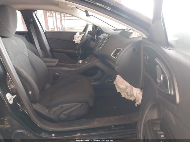 Chrysler 2016 2016 1C3CCCABXGN112831 Image 5