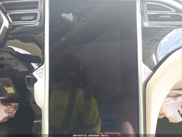 2016 TESLA MODEL X 5YJXCBE29GF016849 Photo 6