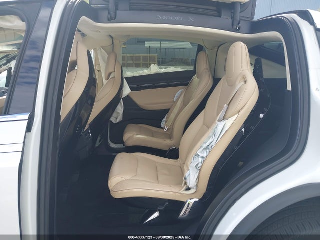 2016 TESLA MODEL X 5YJXCBE29GF016849 Photo 7